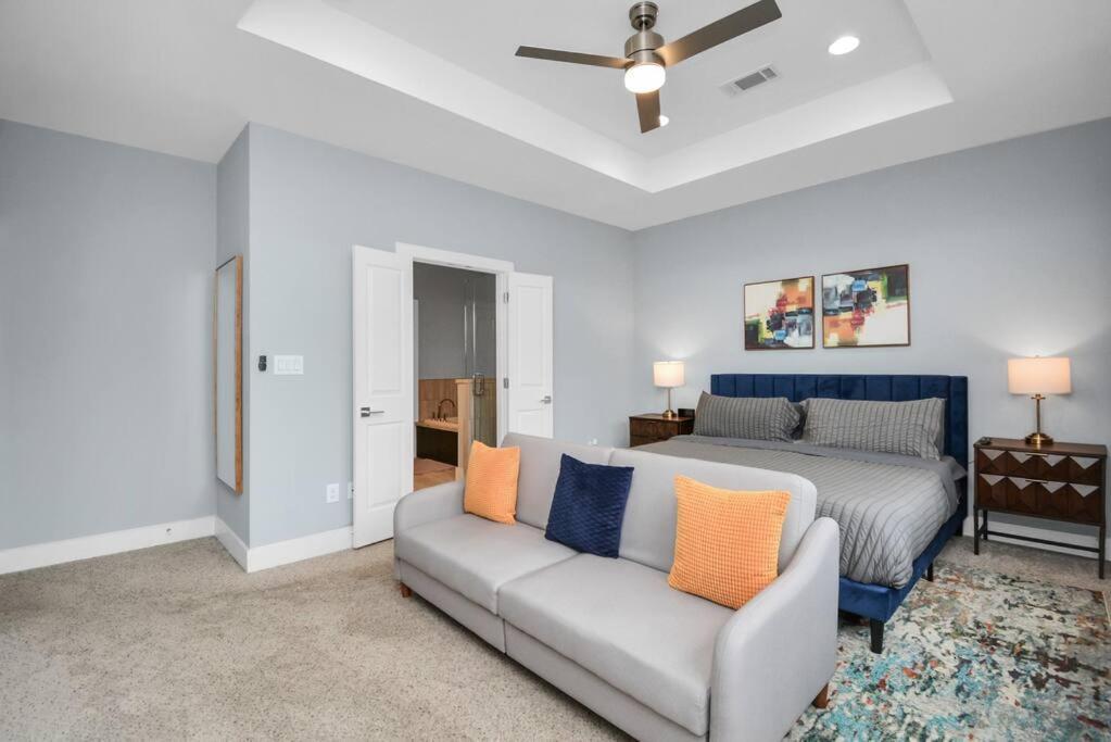 Skyline Views - Sleeps 10 Home Near Downtown Houston Exteriör bild
