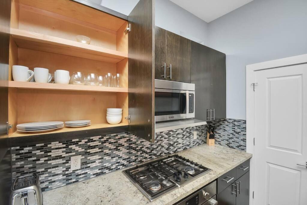 Skyline Views - Sleeps 10 Home Near Downtown Houston Exteriör bild