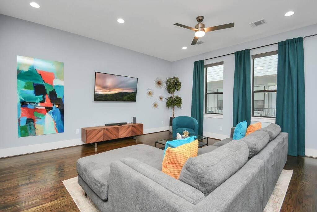 Skyline Views - Sleeps 10 Home Near Downtown Houston Exteriör bild