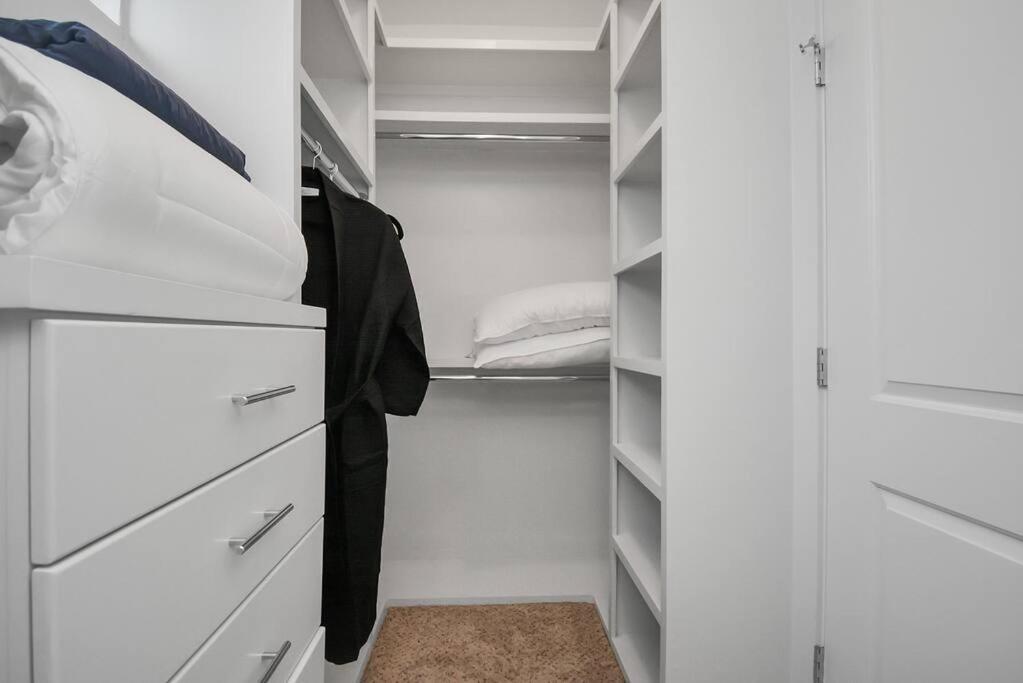 Skyline Views - Sleeps 10 Home Near Downtown Houston Exteriör bild