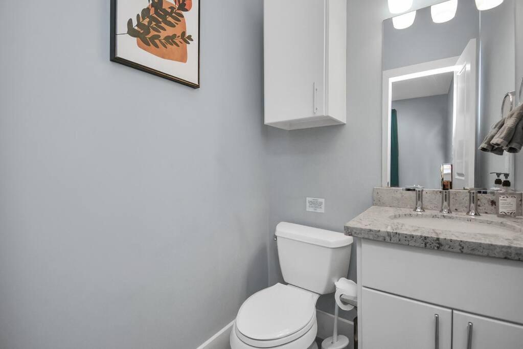 Skyline Views - Sleeps 10 Home Near Downtown Houston Exteriör bild