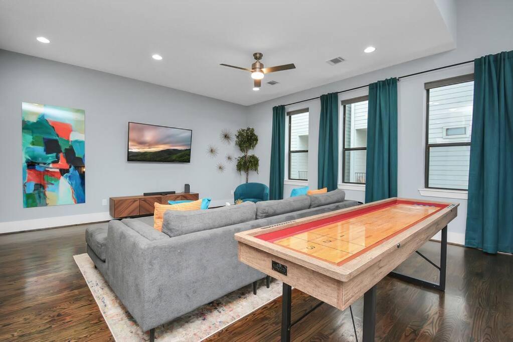Skyline Views - Sleeps 10 Home Near Downtown Houston Exteriör bild