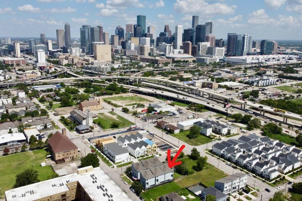 Skyline Views - Sleeps 10 Home Near Downtown Houston Exteriör bild
