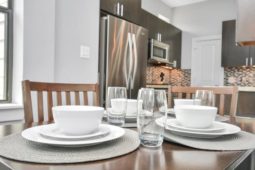 Skyline Views - Sleeps 10 Home Near Downtown Houston Exteriör bild